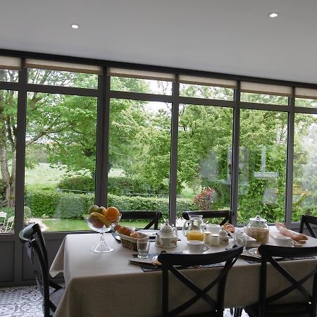 La Maison De Marie, Au Coeur De La Campagne Avec Table D'Hotes Sur Reservation Kerien Luaran gambar